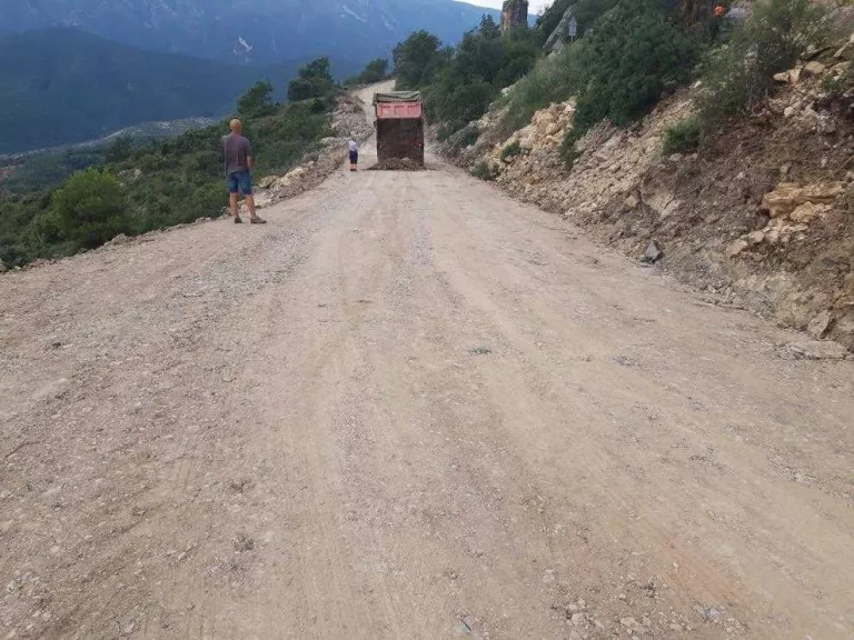 Obre amb restriccions la variant de Castell de Mur