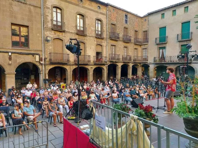 Guissona acomiada els 'Capvespres a la romana' a ritme de pop