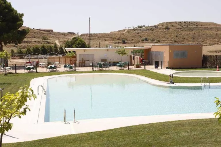 Alcarràs, Soses i Torres descarten obrir piscines