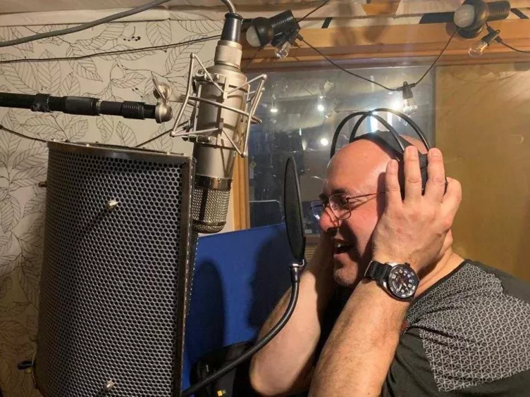 De l'estabulari del laboratori de la UdL a l'estudi musical