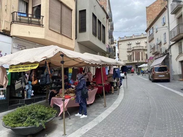 Les rebaixes surten al carrer a les Borges