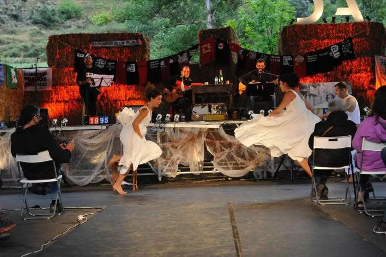 El Dansàneu mira als orígens de la tradició