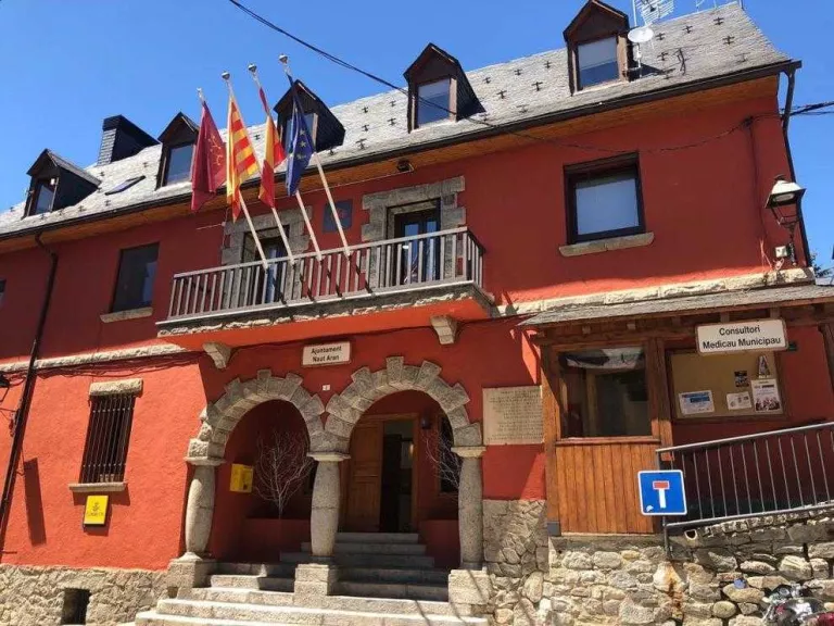 L'Estat xifra en 205 milions l'estalvi local de Lleida i ofereix 71 milions si l'hi presten