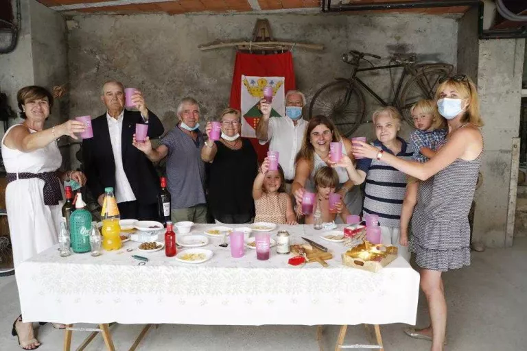 Aitona i Cervera es resisteixen a aparcar les festes i celebren Sant Antolí i la Festiuada