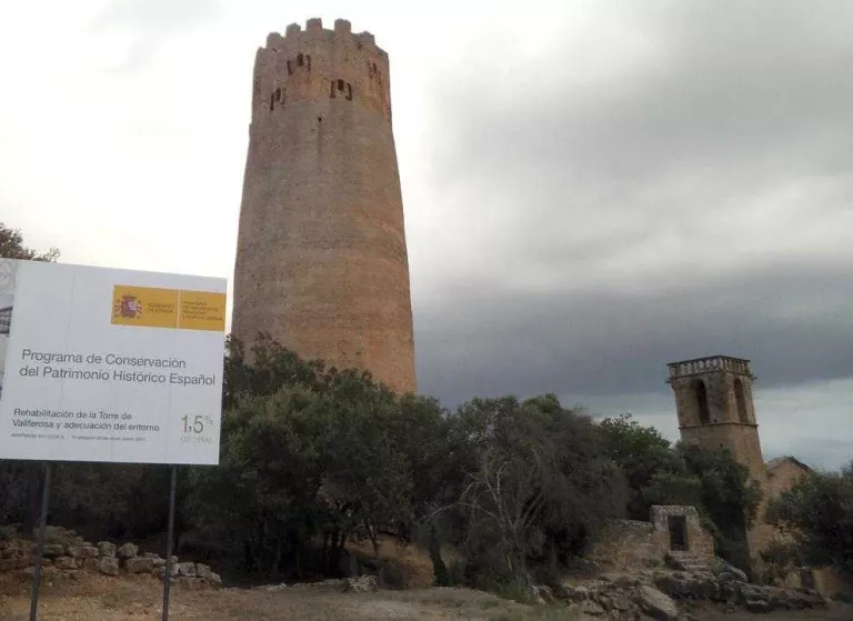 Torà ultima l'interior de la torre de Vallferosa