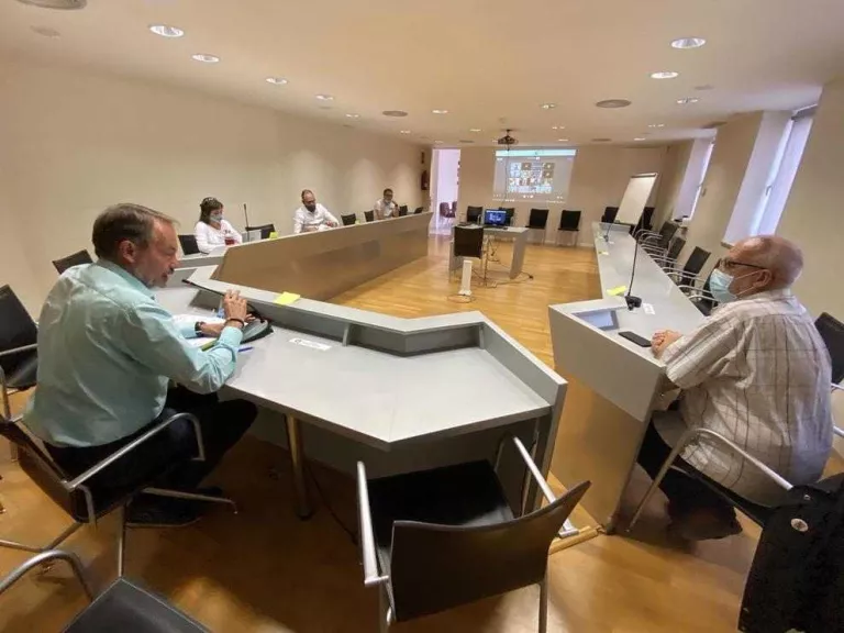La Segarra adjudica el servei de menjador de nou col·legis