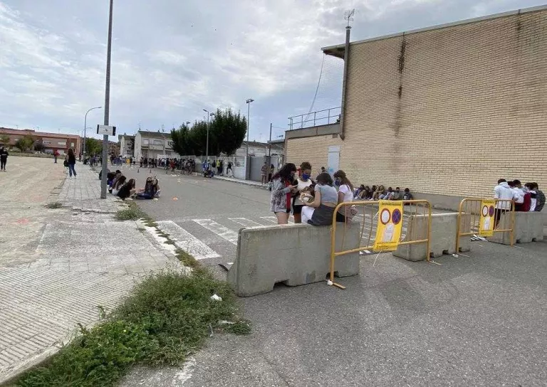 Cervera cedeix un solar per al pati de l'institut