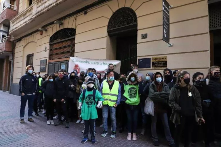 La PAH frena fins divendres un desnonament