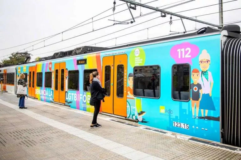 El tren Lleida-la Pobla, contra l'LGBTI-fòbia