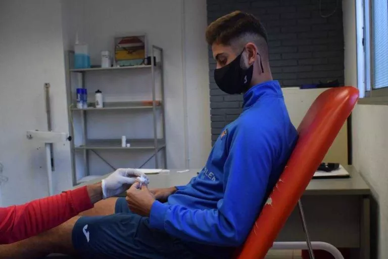 La plantilla del Lleida Esportiu supera els tests