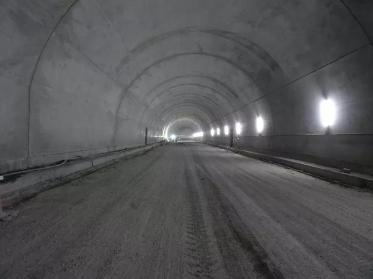 El túnel de Tresponts es retarda cinc mesos i no obrirà fins a la primavera