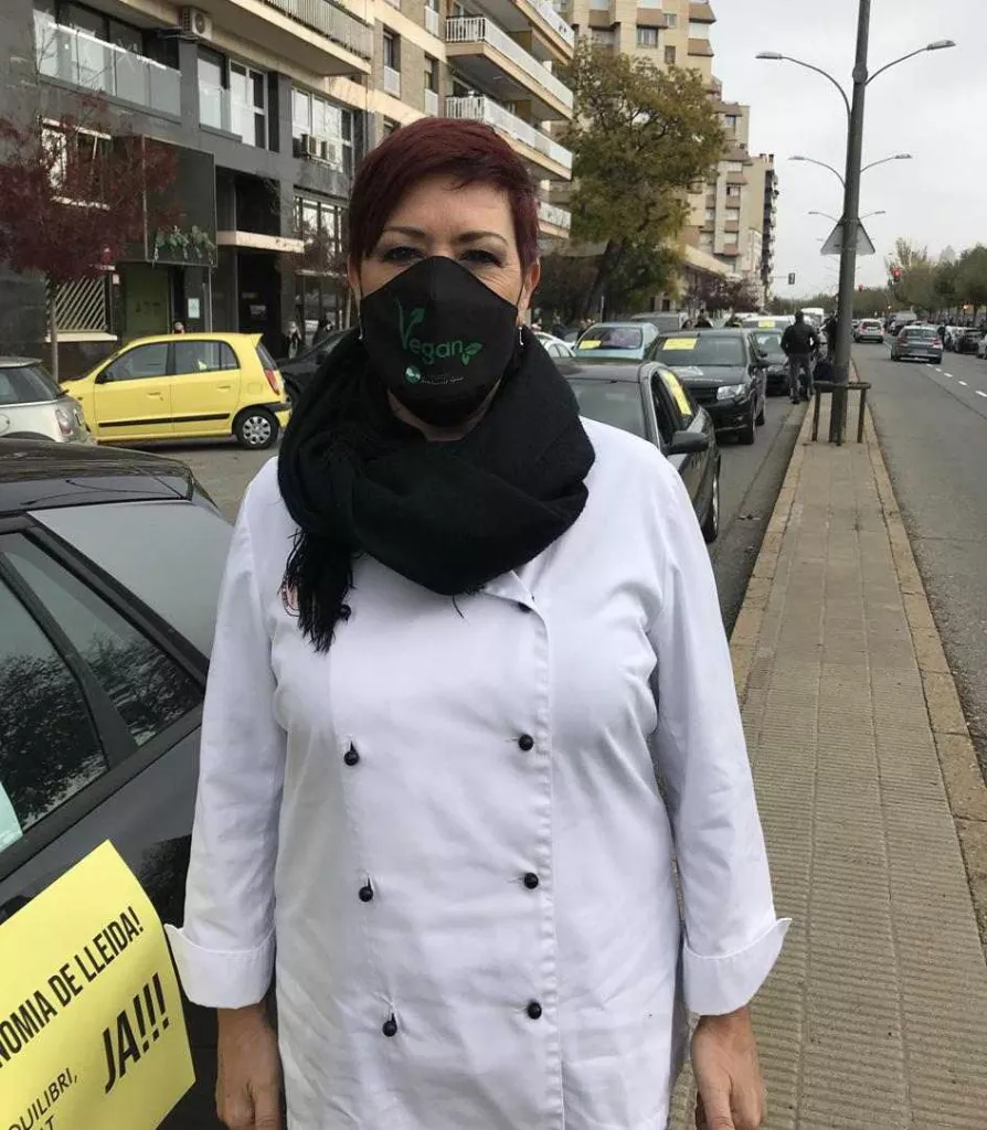 ⏯️ Marxa d'uns 150 vehicles per mostrar la indignació empresarial a Lleida