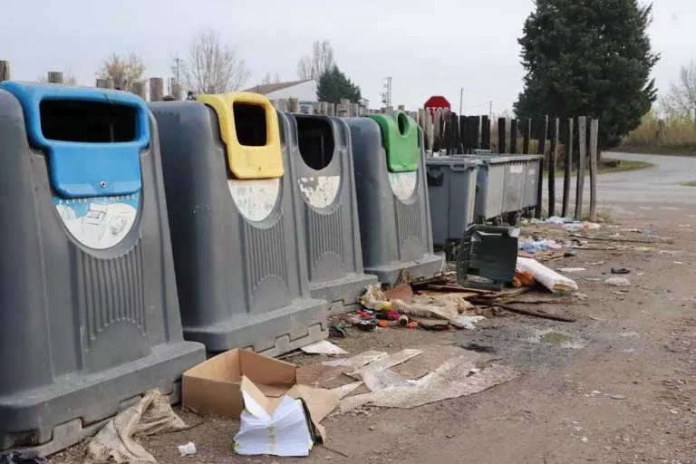 Ilnet troba a l'Horta més de 4 abocaments de brossa al dia