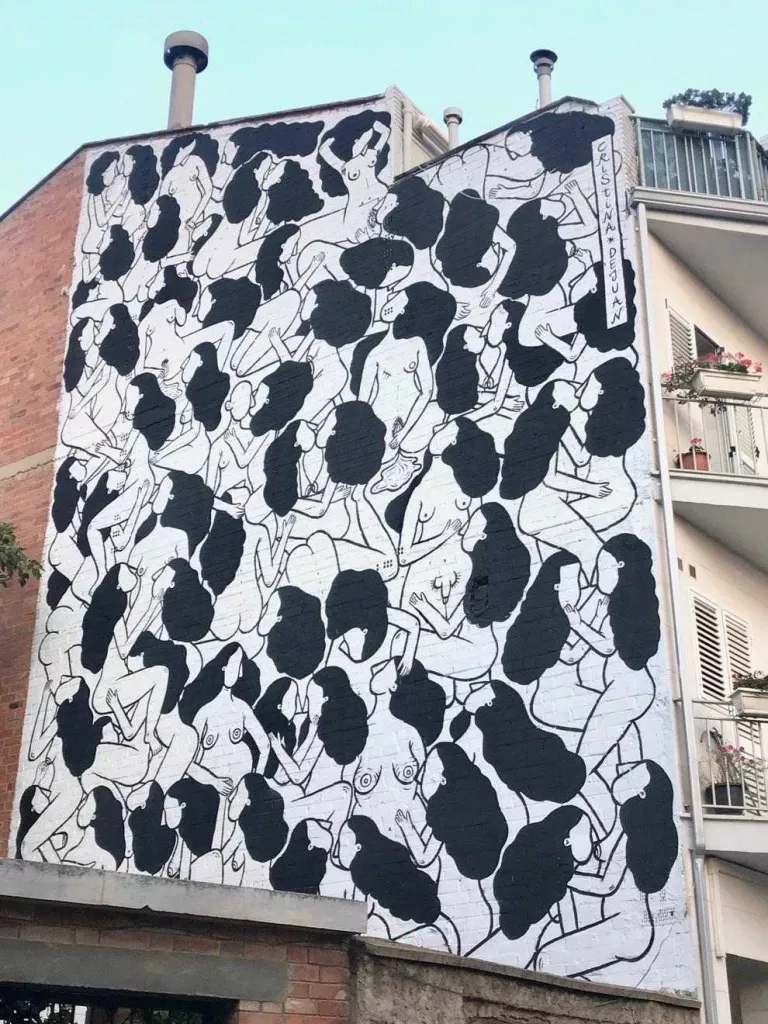 El mural ‘Love is Love’ de Cristina Dejuan, a la ubicació definitiva.