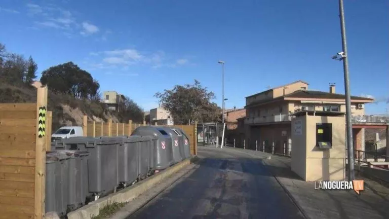 Les Avellanes instal·la càmeres en contenidors