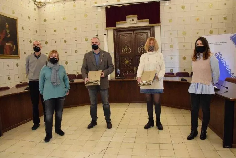 La Generalitat cedeix dos pisos per a lloguer social a la Seu
