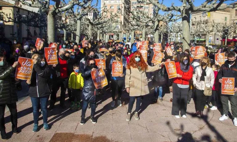 Tàrrega crida “ja n'hi ha prou!”