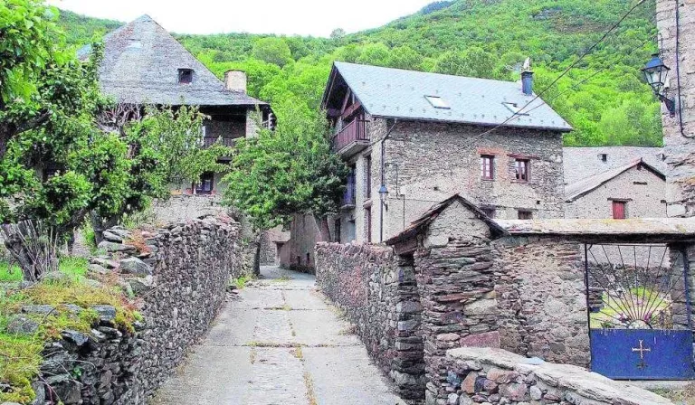 Un llibre conté més de 3.000 topònims de les Valls d'Àneu