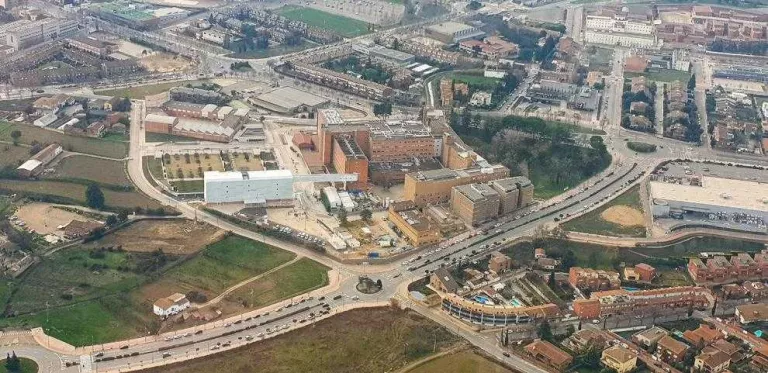 Professionals de l'Arnau aplaudeixen el nou edifici però volen més personal
