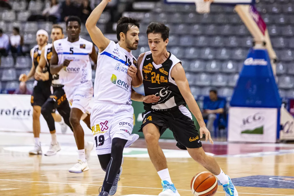 Albert Lafuente amplia el seu contracte amb Força Lleida fins 2021