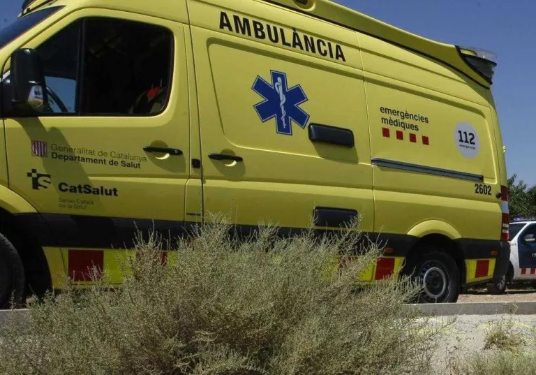 En estat crític un motorista després de tenir un accident a Torà