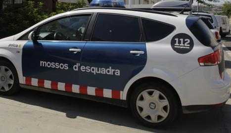 Detinguts per robar un rellotge valorat en 9.300 € en un assalt violent a Cappont