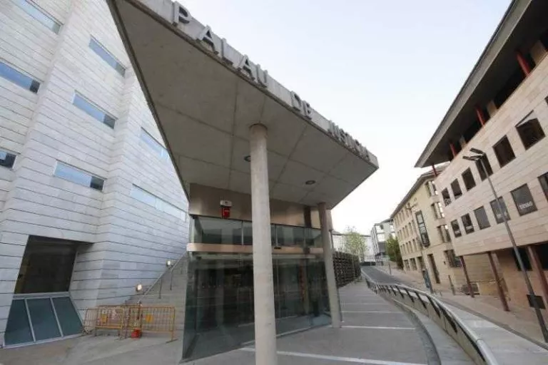 Absolen l'acusat de drogar la seua cosina per abusar d'ella a Balaguer