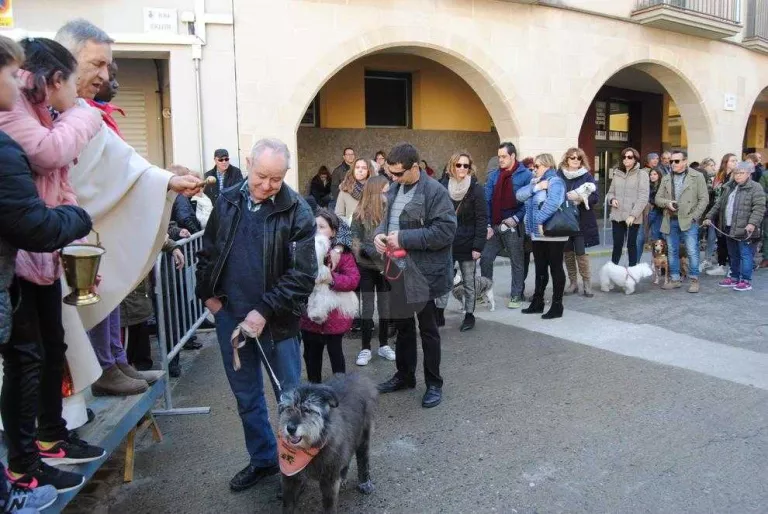 Els Tres Tombs 'prenen' Linyola i les Borges