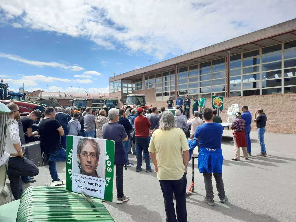 Tractorada a Cervera d'Unió de Pagesos per reclamar ajuts per les pèrdues al sector d'herbacis