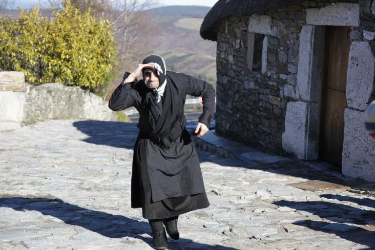 Sóc de poble: Codis no escrits per integrar un foraster al món rural