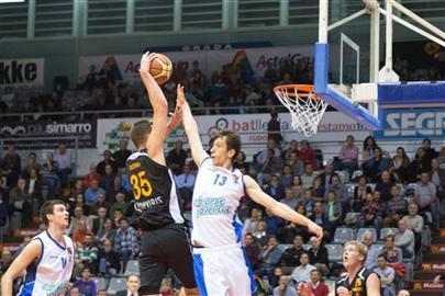 Duel de ‘play-off’ per a l’Actel