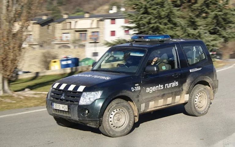 Un caçador mata dos agents rurals a Aspa