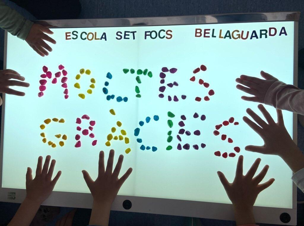 L'Atenció Primària de Lleida dona 30 negatoscopis a escoles de la demarcació de Lleida