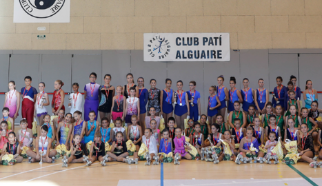 Gran èxit de participació en la Final d'Iniciació de patinatge artístic de la territorial