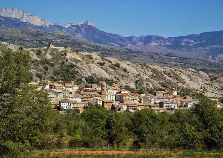 El bus entre Les i Lleida pararà al municipi d'Areny de Noguera a partir de dilluns