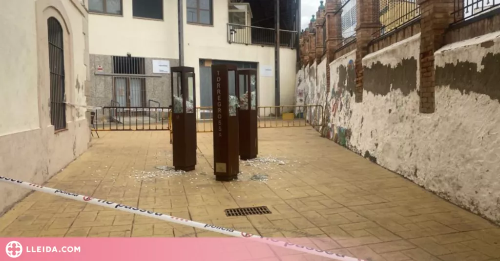 Atac vandàlic al monument de l'1 d'Octubre a Torregrossa
