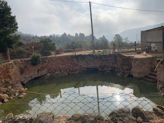 Els Torms inicia les obres de recuperació de la bassa nova i el pou de la Vila
