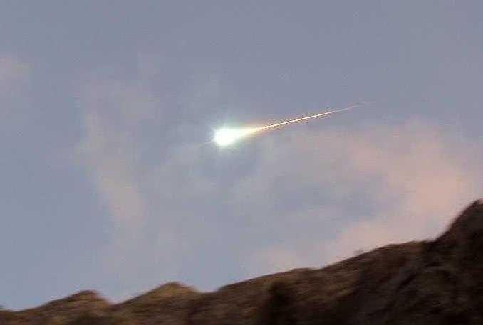 Un bòlid sobrevola el cel de Lleida a 200.000 km/h