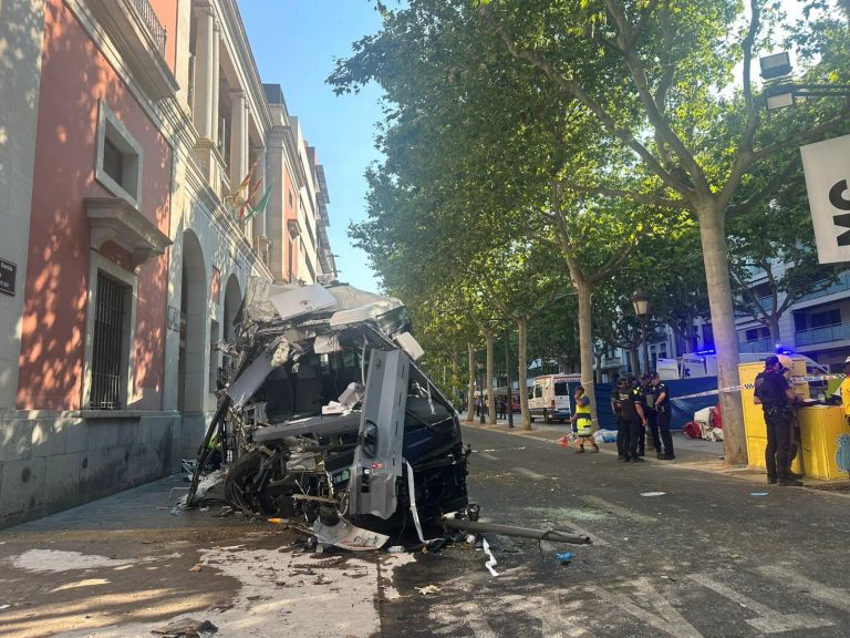 La conductora del bus accidentat a Lleida dona negatiu a les proves d'alcoholèmia i drogues