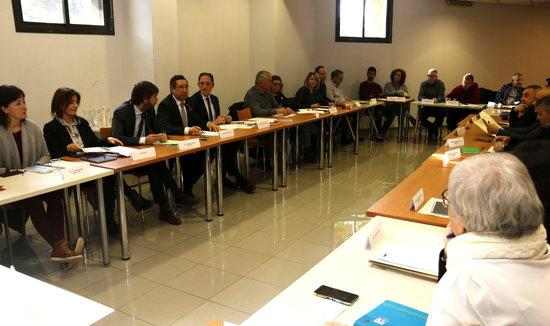 Ajuntaments de Ponent demanen resoldre "l'estrès" de l'augment de població per la campanya de la fruita