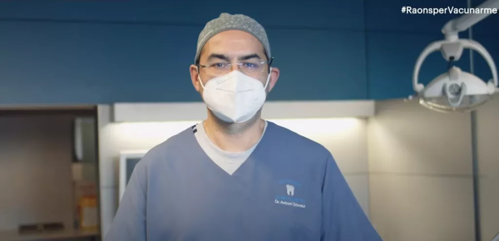 Col·legis professionals sanitaris impulsen la nova campanya #RaonsperVacunarme
