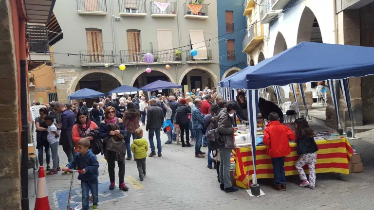 La cultura dels contes infantils i familiars envairà Balaguer