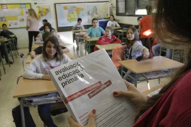Adéu a les notes del 0 al 10 a Primària des d'aquest mateix curs