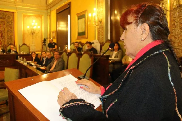 "Tothom sabem que morirem, cal que sabem que morir sense patir és possible"