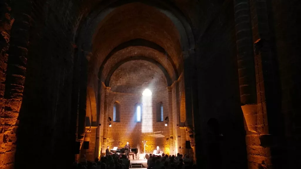 El cicle 'Juliol de Música i Poesia' clausura amb un homenatge al tenor Emili Vendrell