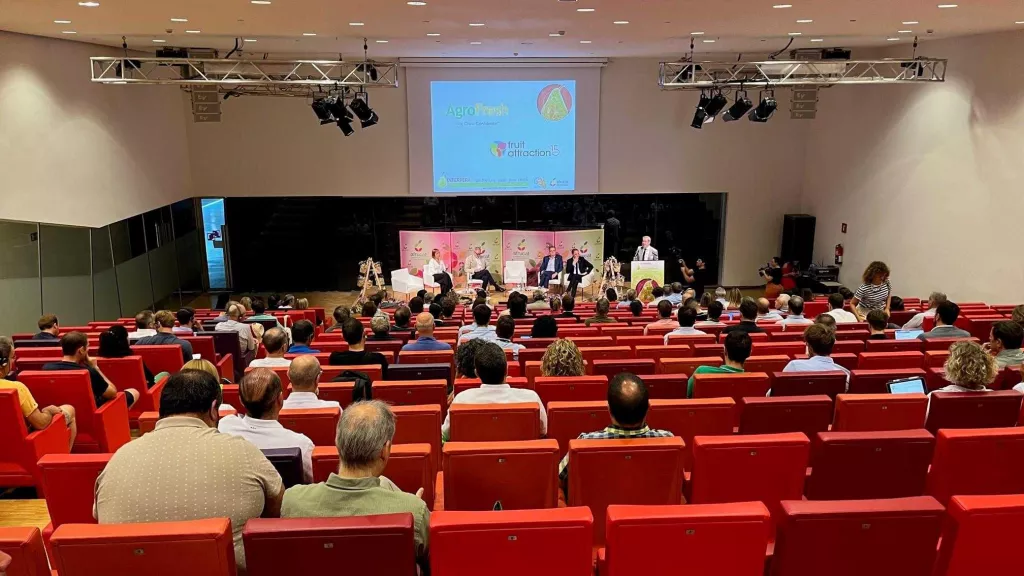 ⏯️ Lleida celebra l'Interpera i posa en valor el procés productiu que hi ha darrere aquesta fruita