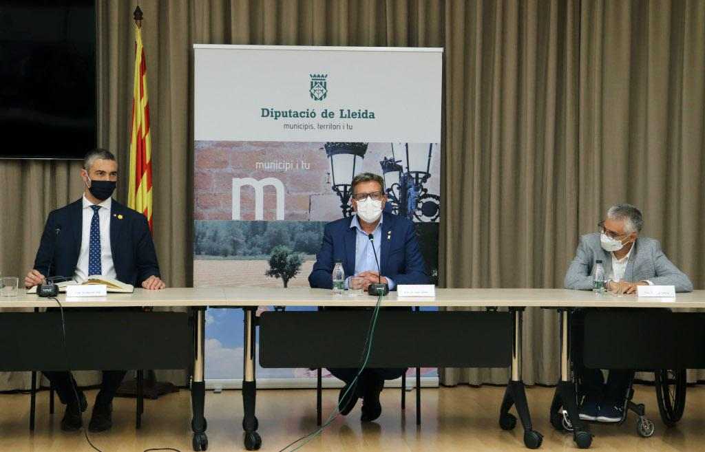 Visita institucional del conseller d’Acció Exterior, Bernat Solé, a la Diputació