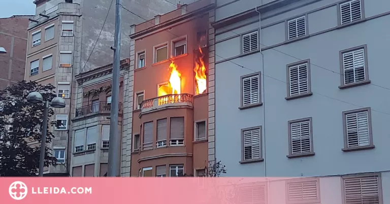 ⏯️ Crema un pis al carrer Balmes de Lleida