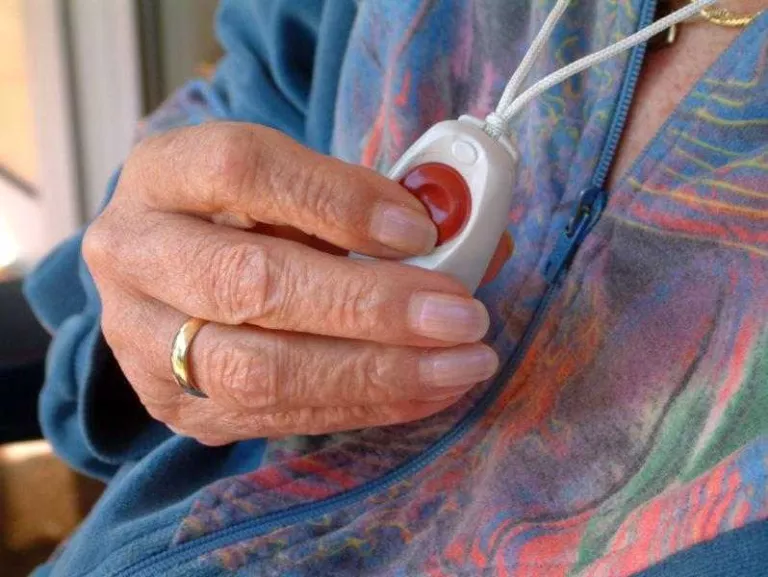 Alerten de falses revisions de teleassistència al Segrià aprofitant la crisi del coronavirus