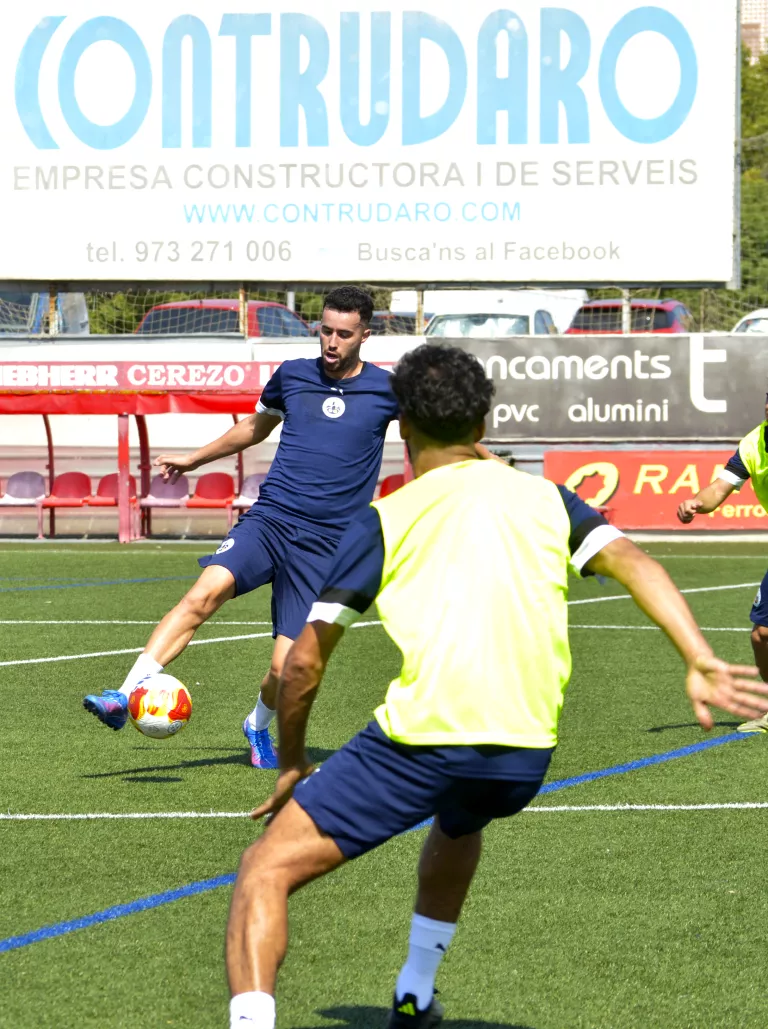 Cristian Abreu pateix una greu lesió al genoll i l’Atlètic Lleida buscarà un nou central